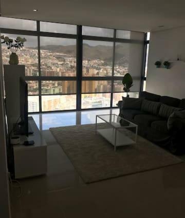 شقة Tower'S Flat 4 On The 30Th Floor +Wifi +Digital Tv سانتا كروز دي تينيريف المظهر الخارجي الصورة