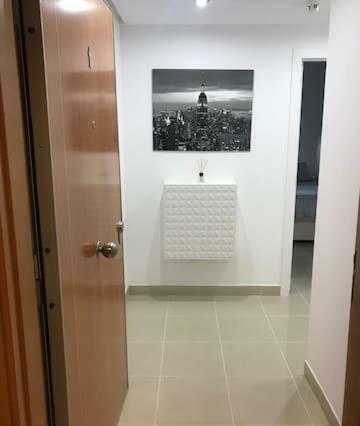 شقة Tower'S Flat 4 On The 30Th Floor +Wifi +Digital Tv سانتا كروز دي تينيريف المظهر الخارجي الصورة